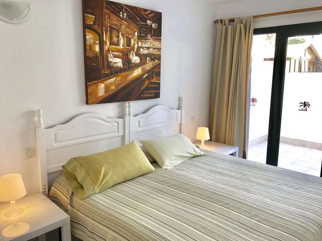 Apartamentos Erika - Adults Only Коральео Экстерьер фото